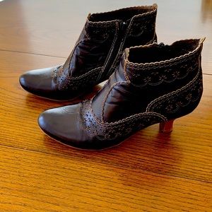 Handcrafted Navy Scarpa Italian Boots